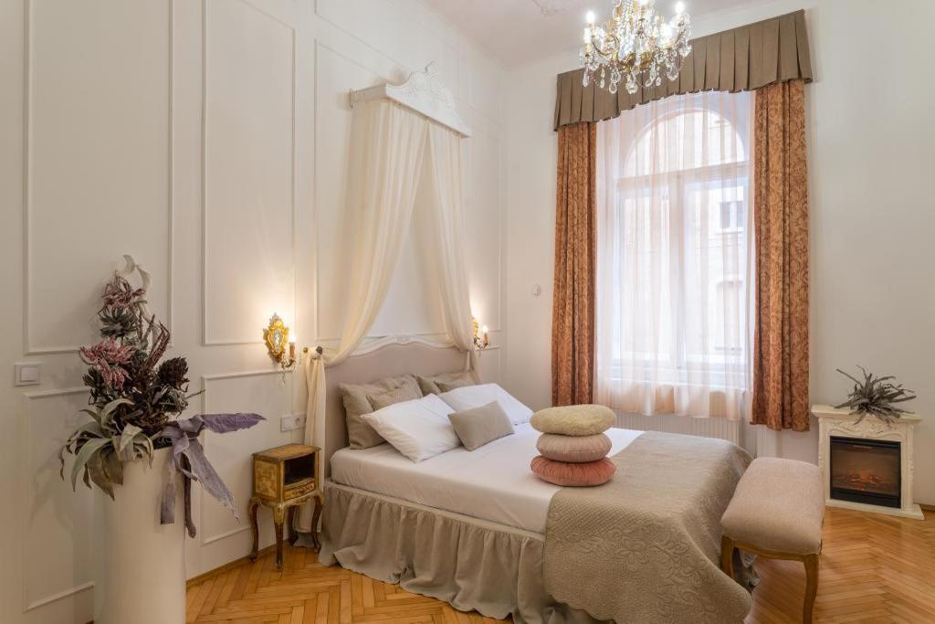 Regina Apartments On Kiraly Street Βουδαπέστη Εξωτερικό φωτογραφία